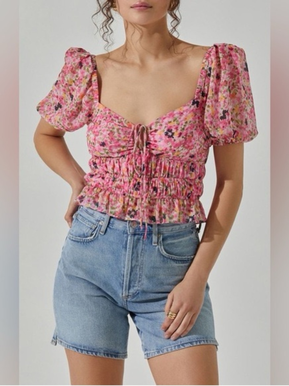 NWT ASTR the label Pink Floral Smocked Puff-Sleeve Top - Small